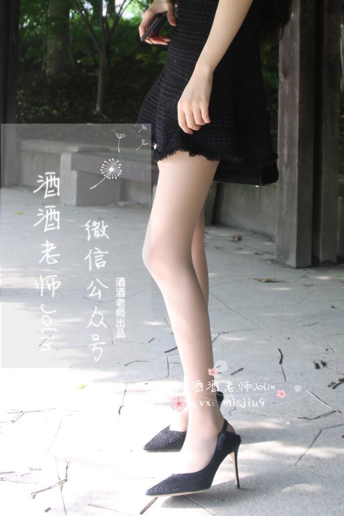 图片[13]-酒酒老师 《单车肉丝美足》 [78P] – 速更版-美库