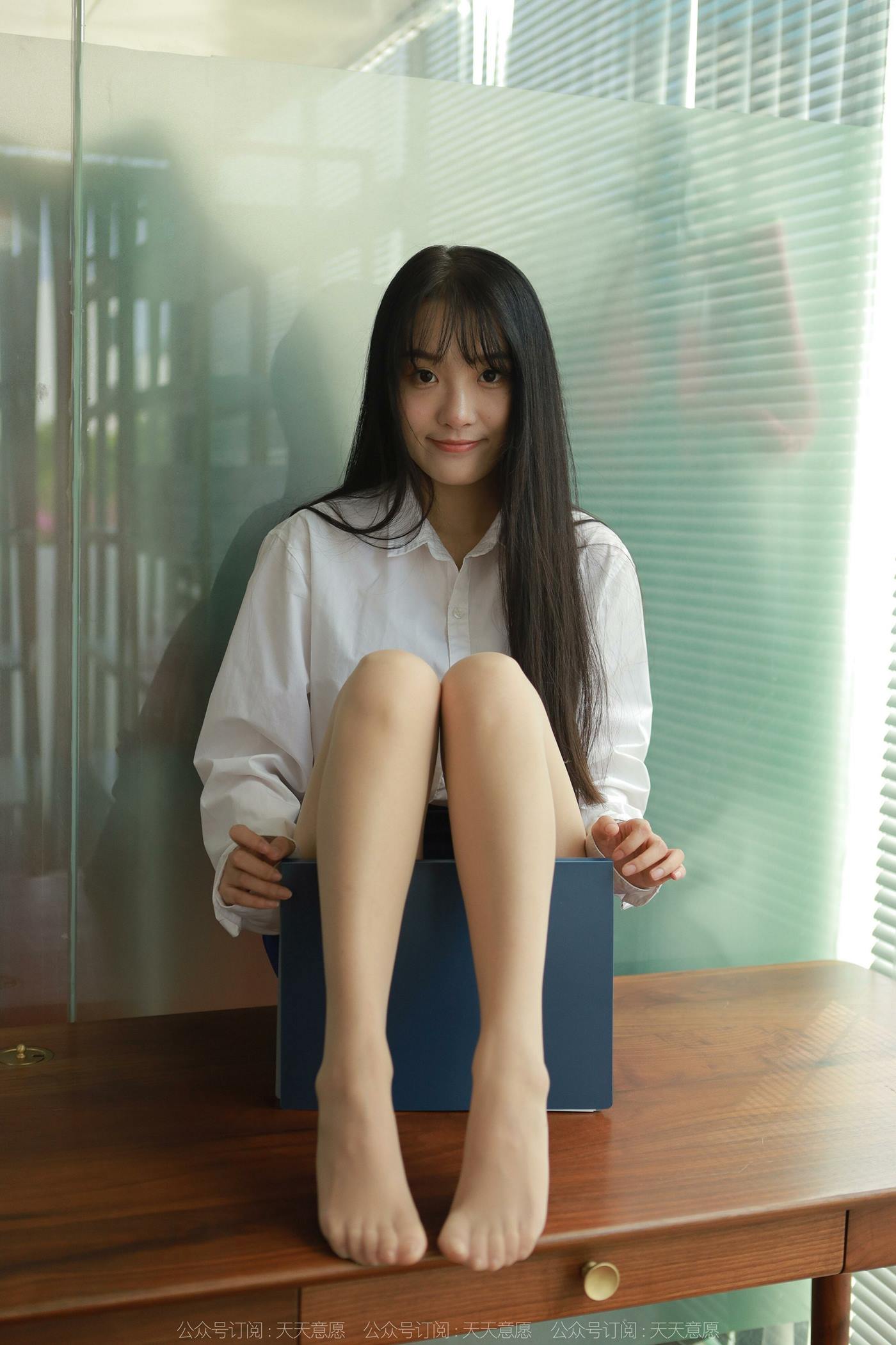 图片[50]-[IESS异思趣向] 2022.10.22 丝享家1245：婉萍《美女文员》[94P] – 速更版-美库