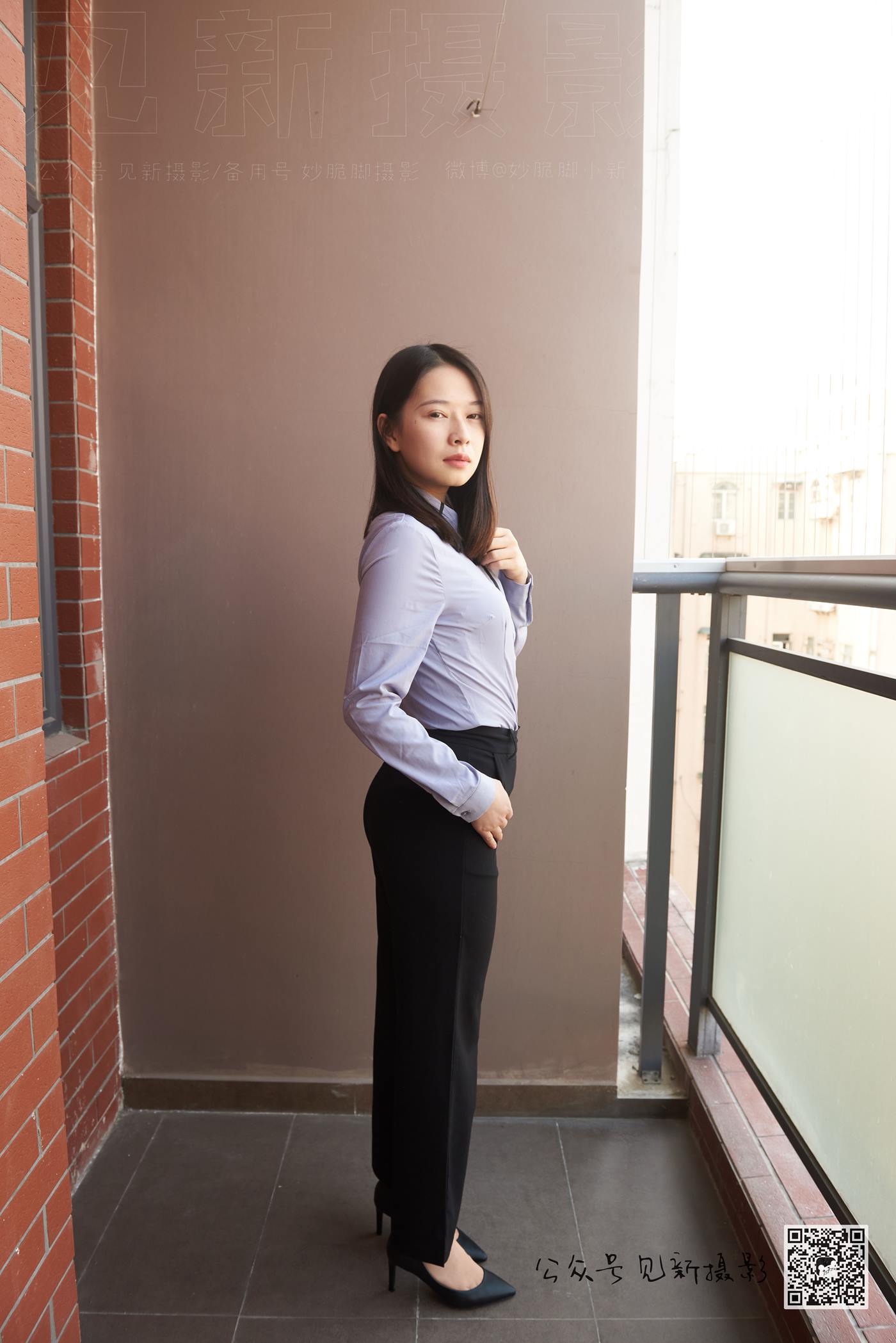 图片[23]-[见新摄影]NO.049 -小江-户外裤里丝高跟 [155P] – 速更版-美库