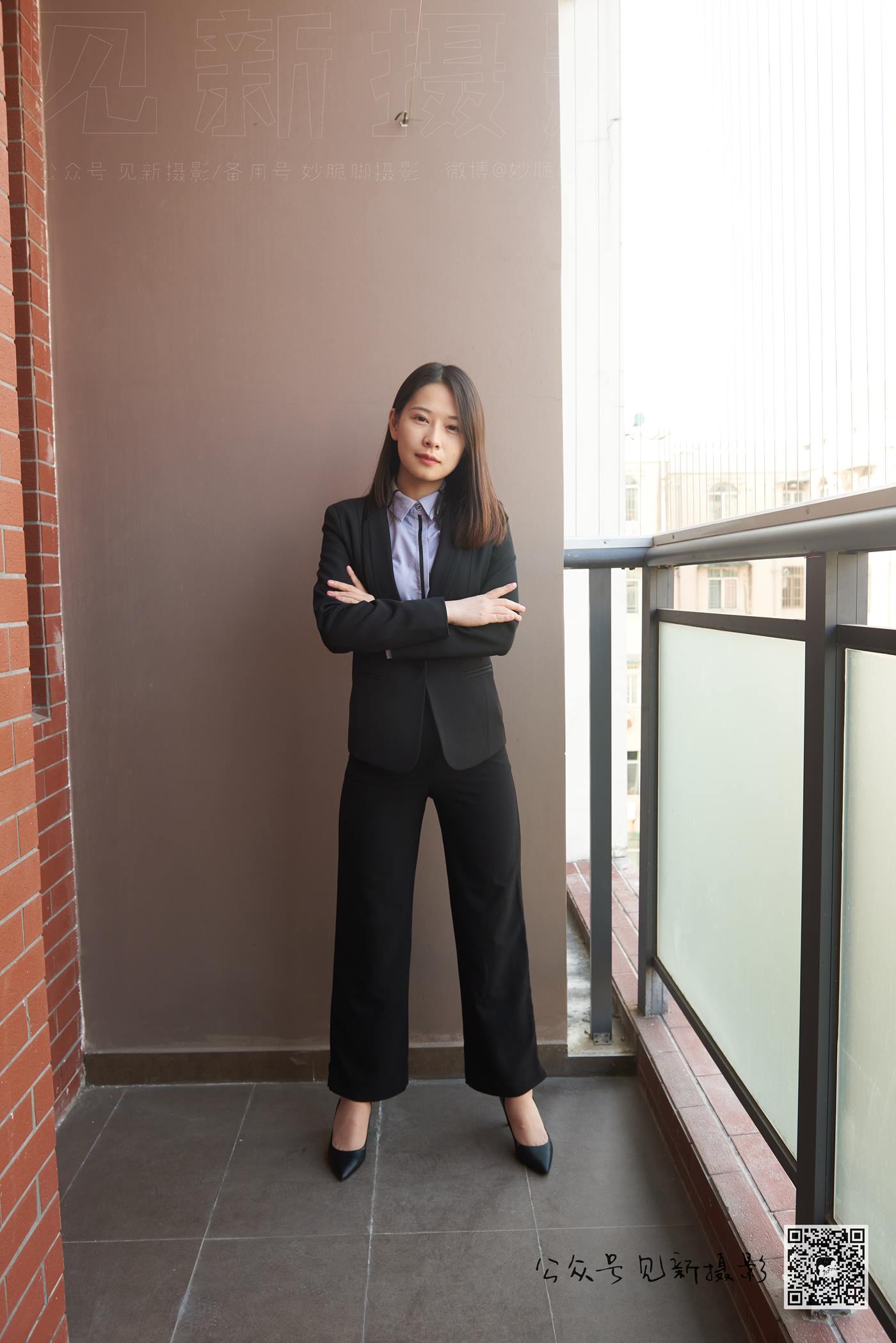 图片[28]-[见新摄影]NO.049 -小江-户外裤里丝高跟 [155P] – 速更版-美库