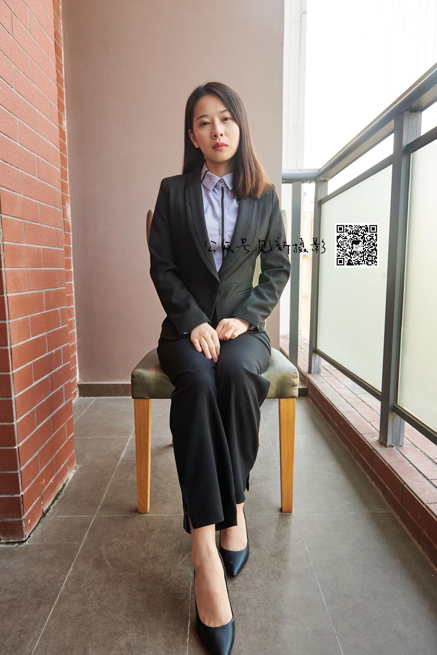 图片[33]-[见新摄影]NO.049 -小江-户外裤里丝高跟 [155P] – 速更版-美库