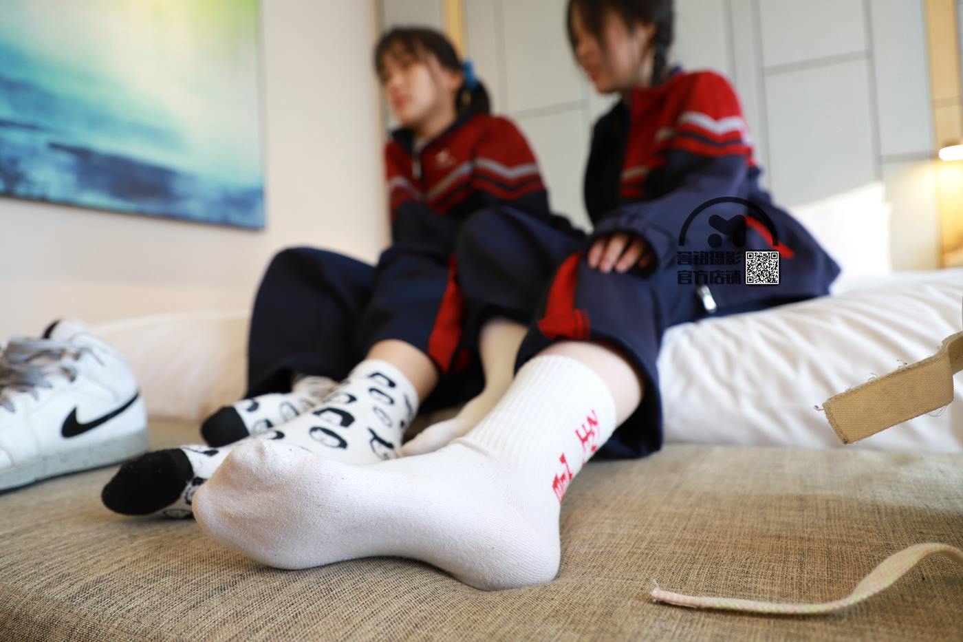 图片[10]-[誉铭传媒]袜足摄影 2020年《06.18 专享作品1》[90P] – 速更版-美库