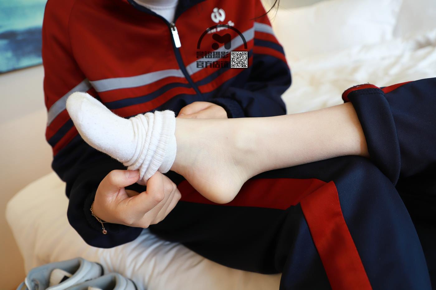 图片[24]-[誉铭传媒]袜足摄影 2020年《06.18 专享作品1》[90P] – 速更版-美库