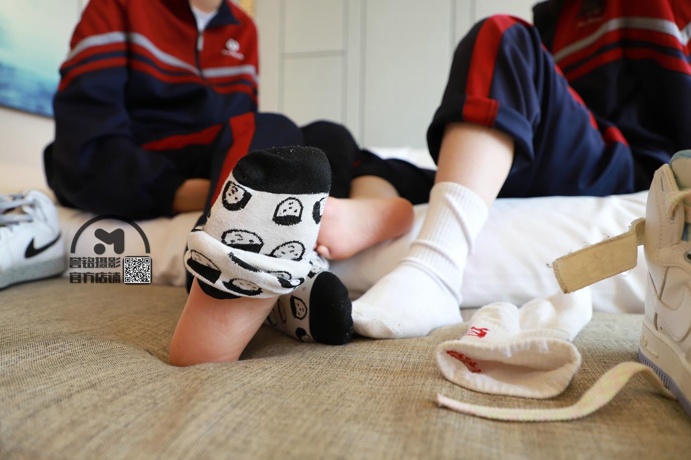 图片[28]-[誉铭传媒]袜足摄影 2020年《06.18 专享作品1》[90P] – 速更版-美库