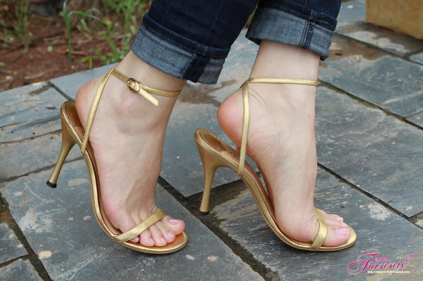 图片[12]-Fannie芬妮每足园 No.044 薄施粉彩 晶莹剔透5 [83P] – 速更版-美库