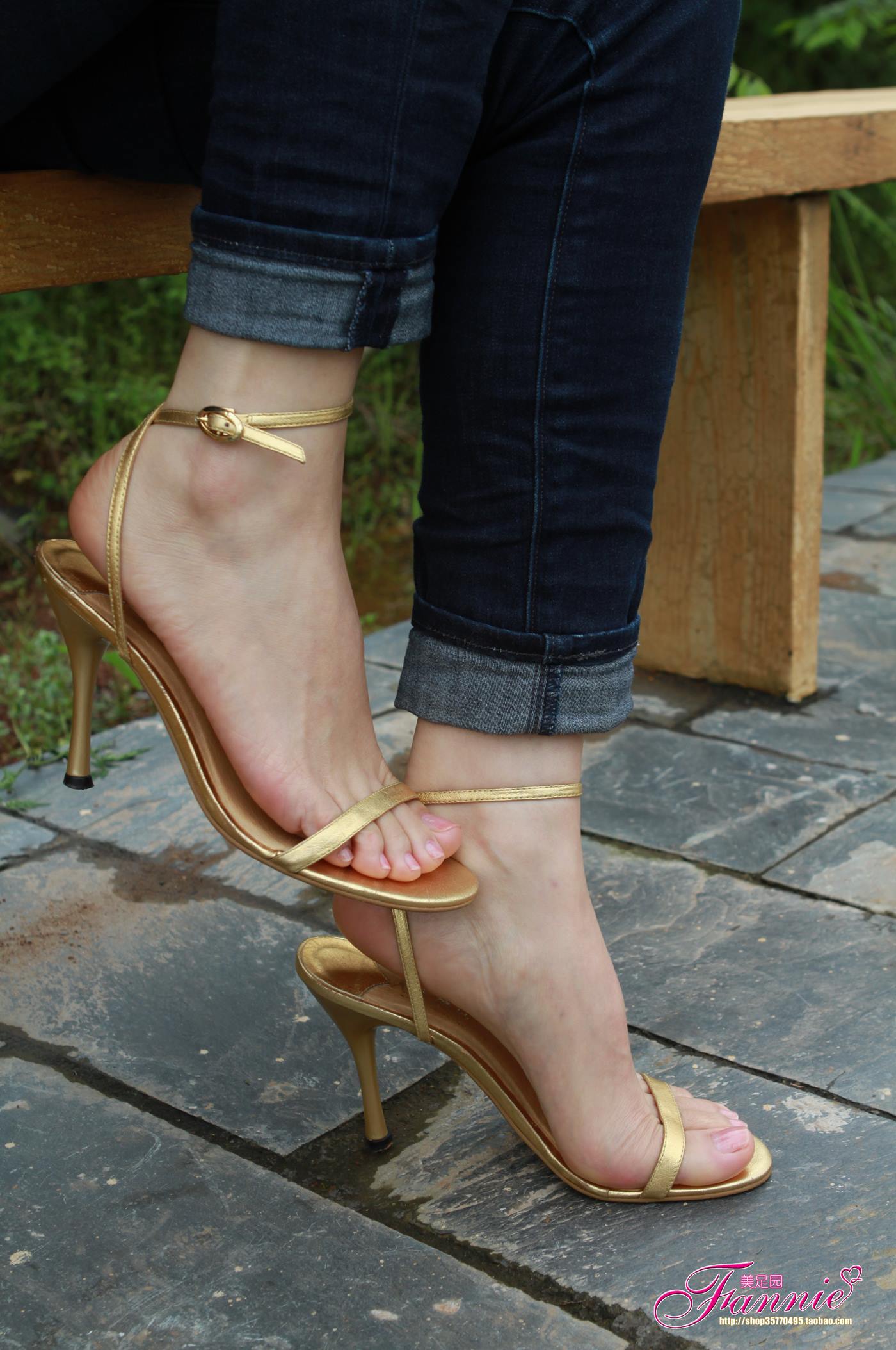 图片[16]-Fannie芬妮每足园 No.044 薄施粉彩 晶莹剔透5 [83P] – 速更版-美库