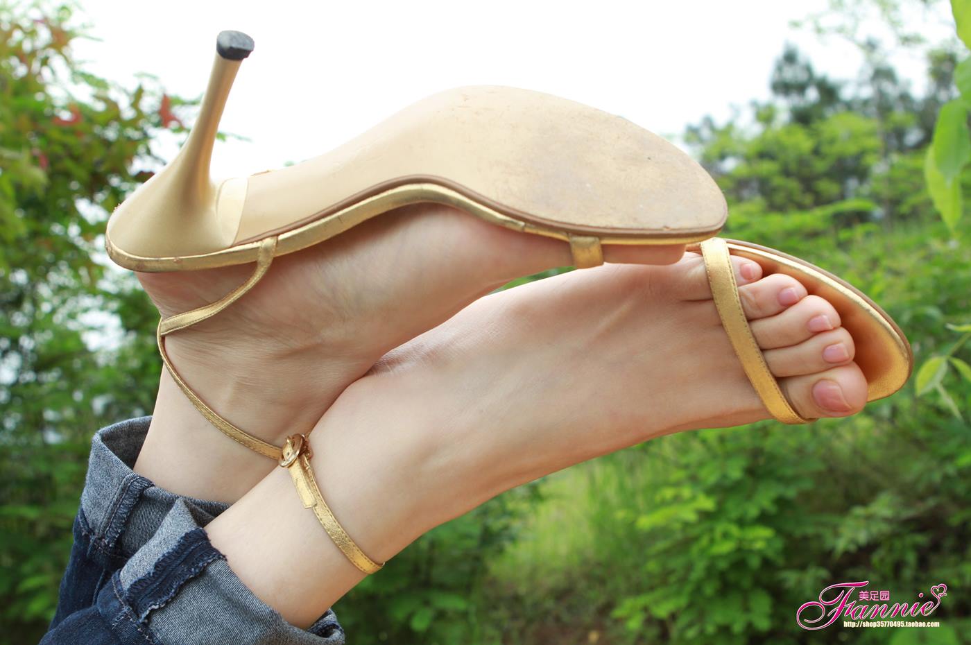 图片[21]-Fannie芬妮每足园 No.044 薄施粉彩 晶莹剔透5 [83P] – 速更版-美库