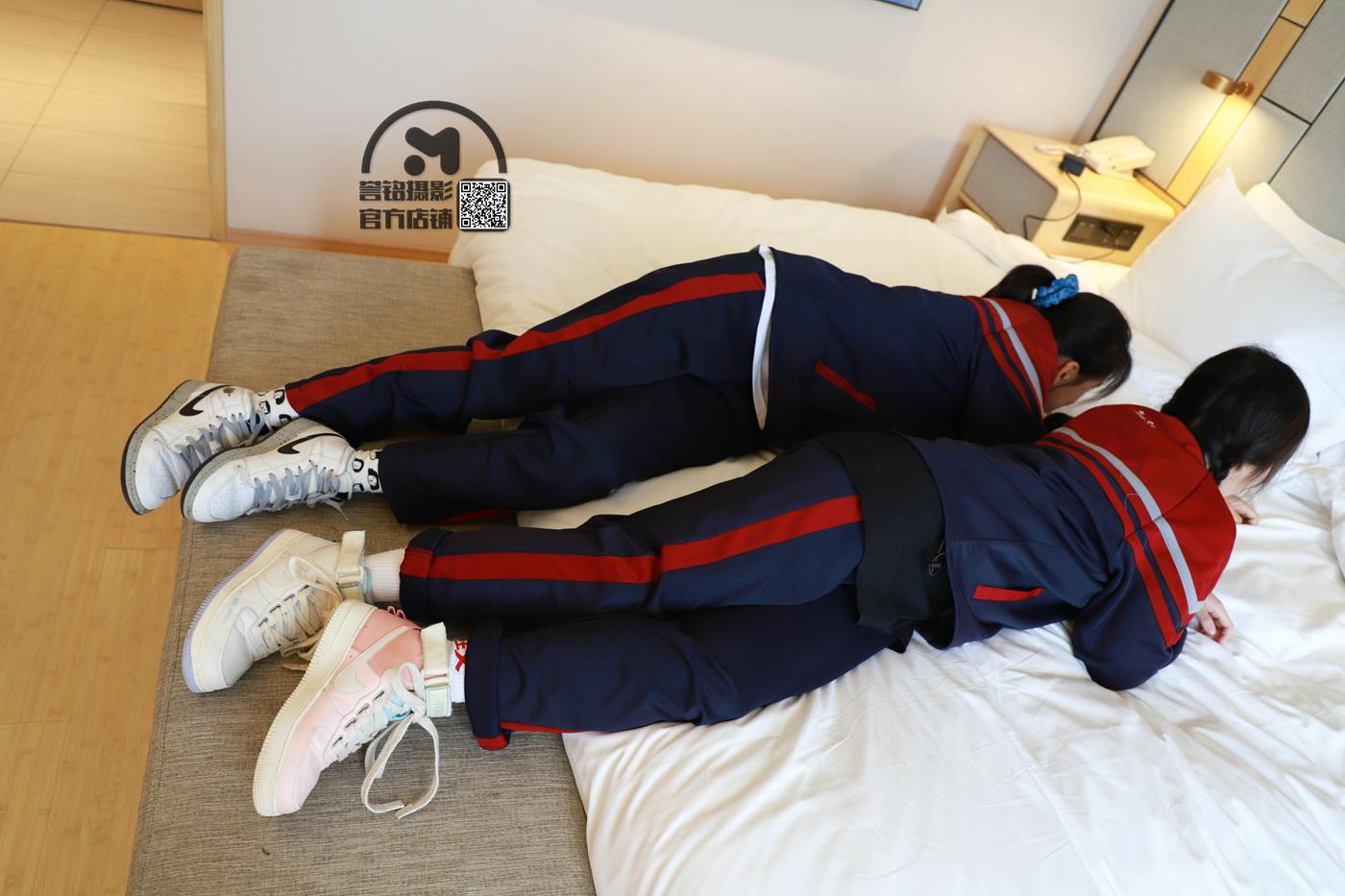 图片[64]-[誉铭传媒]袜足摄影 2020年《06.18 专享作品1》[90P] – 速更版-美库