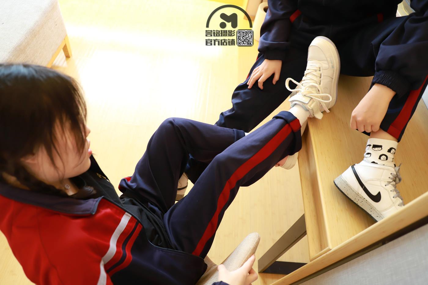 图片[68]-[誉铭传媒]袜足摄影 2020年《06.18 专享作品1》[90P] – 速更版-美库