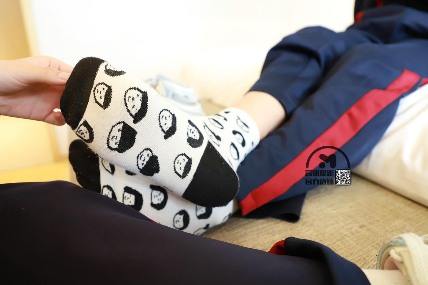 图片[87]-[誉铭传媒]袜足摄影 2020年《06.18 专享作品1》[90P] – 速更版-美库