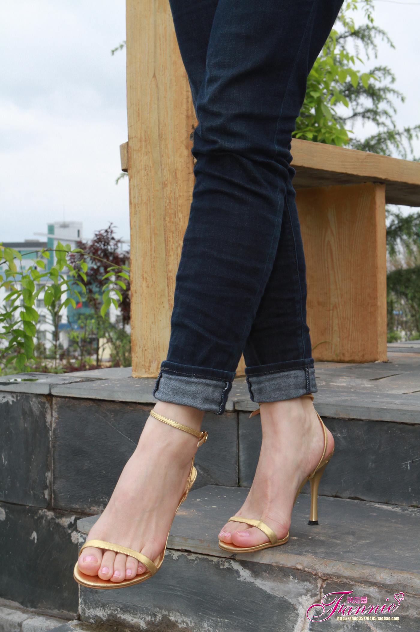 图片[54]-Fannie芬妮每足园 No.044 薄施粉彩 晶莹剔透5 [83P] – 速更版-美库