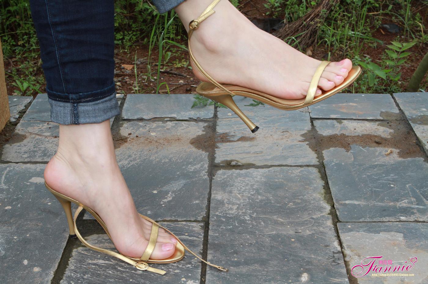 图片[84]-Fannie芬妮每足园 No.044 薄施粉彩 晶莹剔透5 [83P] – 速更版-美库