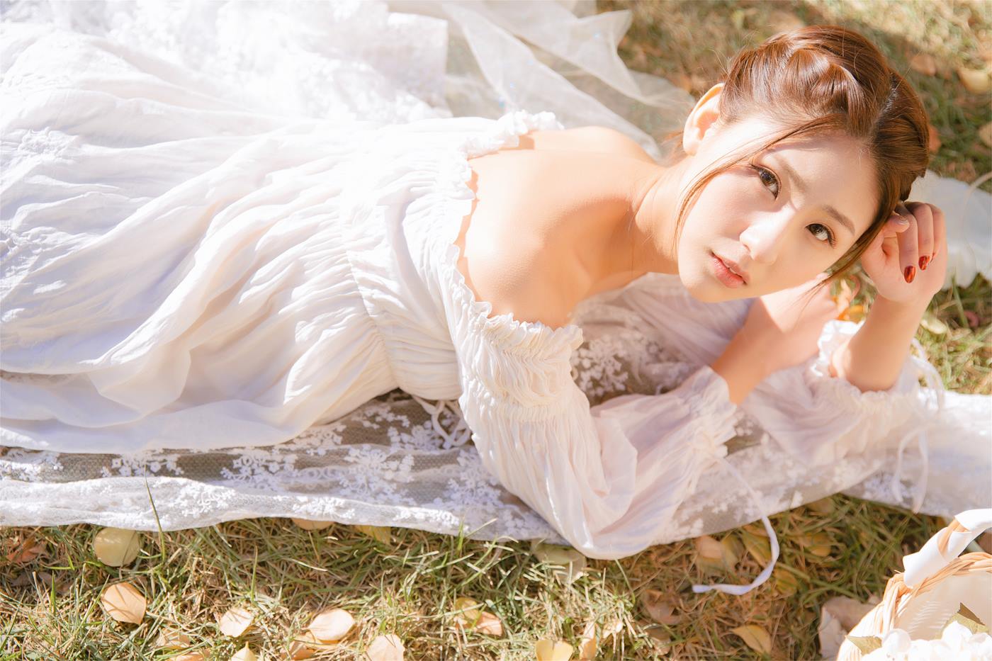 图片[10]-[YALAYI雅拉伊]2023.03.29 NO.1017 清新美女[34+1P] – 速更版-美库