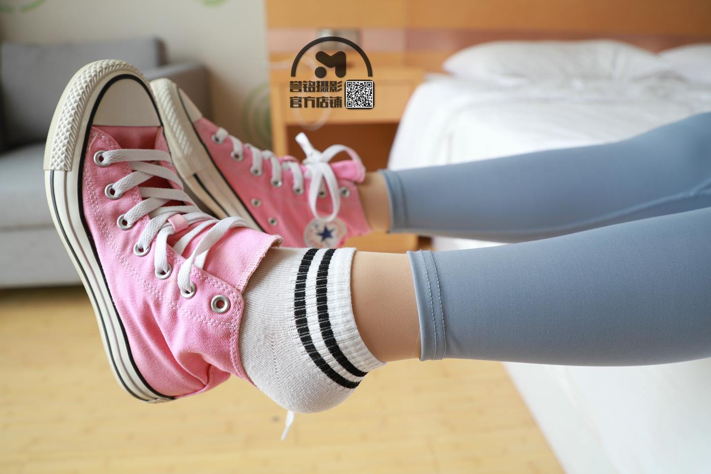 图片[32]-[誉铭传媒]袜足摄影 2020年《06.18 专享作品1》[100P] – 速更版-美库