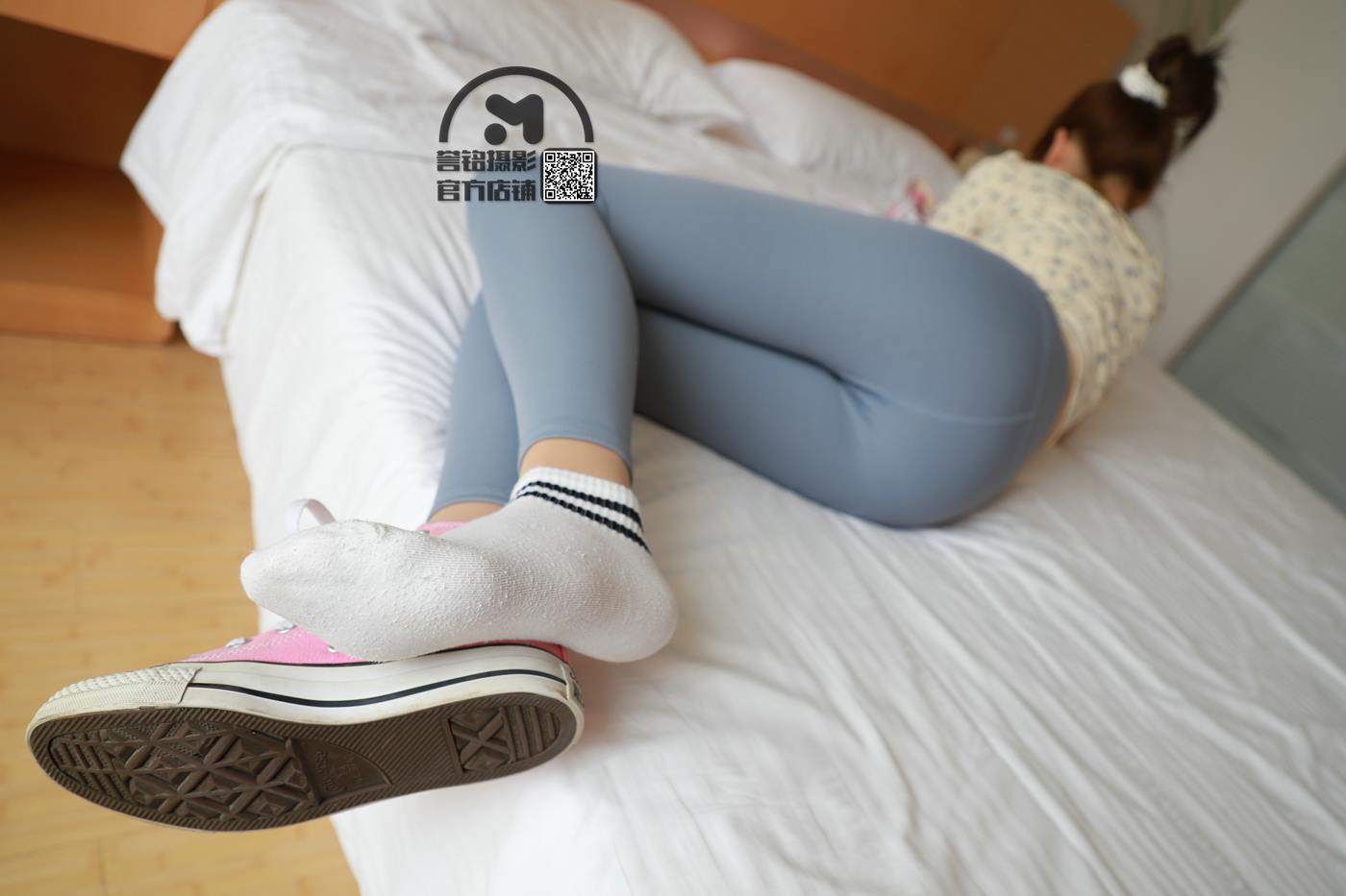 图片[37]-[誉铭传媒]袜足摄影 2020年《06.18 专享作品1》[100P] – 速更版-美库