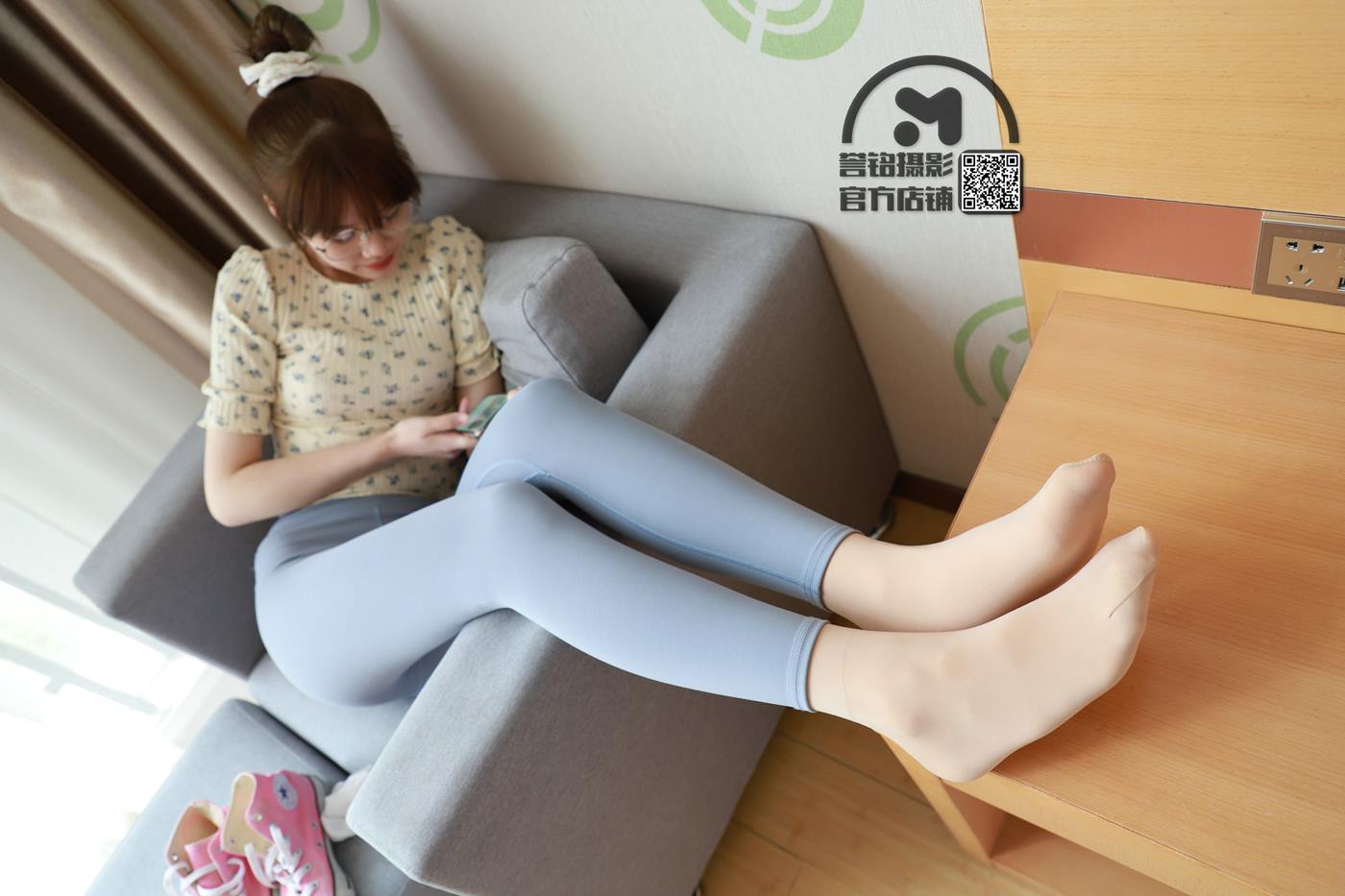 图片[81]-[誉铭传媒]袜足摄影 2020年《06.18 专享作品1》[100P] – 速更版-美库