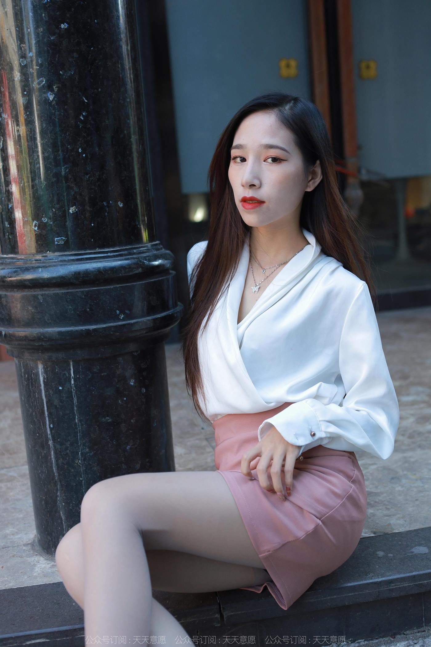 图片[16]-[IESS异思趣向] 2022.10.27 丝享家1250：美子《街角的爱人》[88P] – 速更版-美库