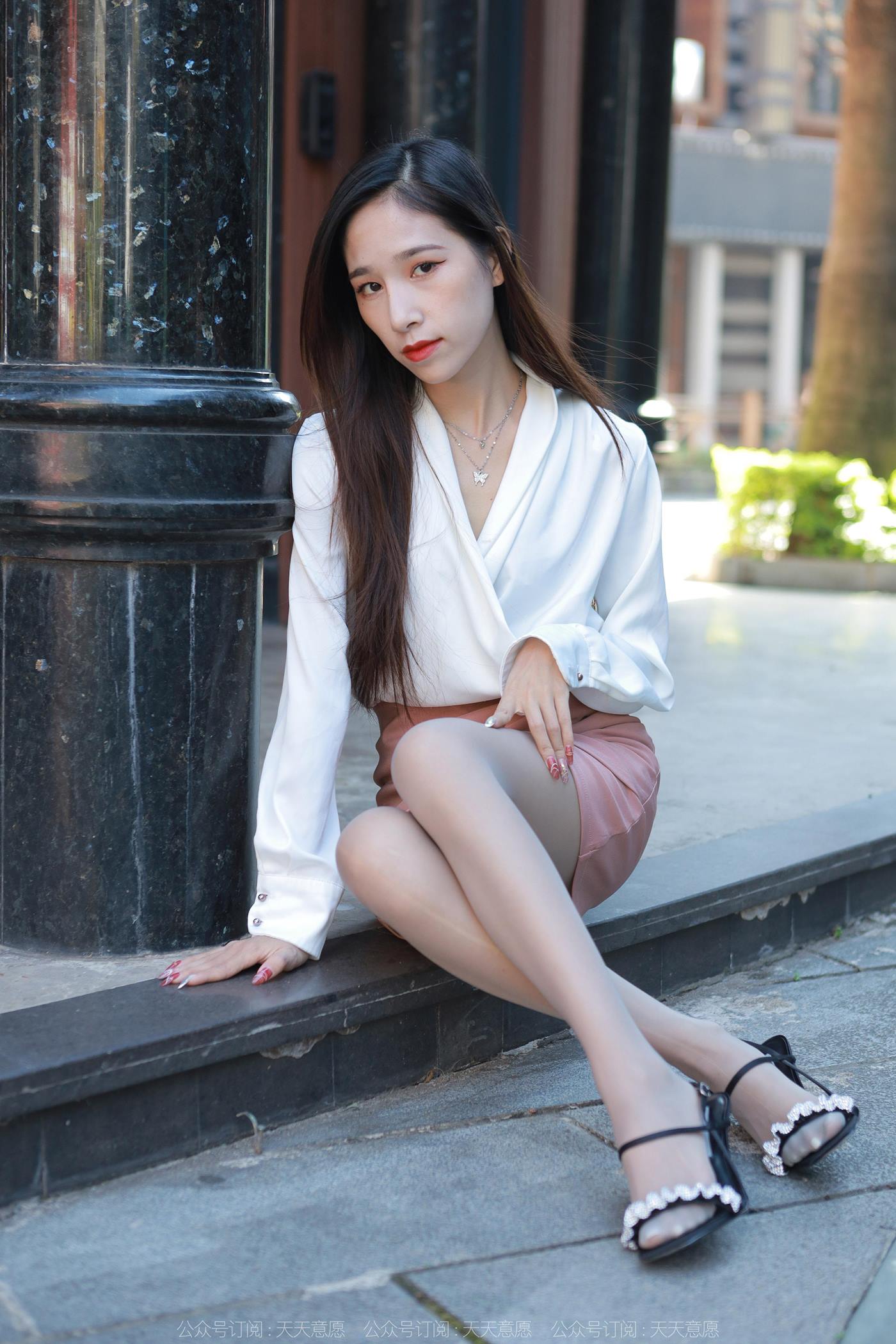 图片[17]-[IESS异思趣向] 2022.10.27 丝享家1250：美子《街角的爱人》[88P] – 速更版-美库