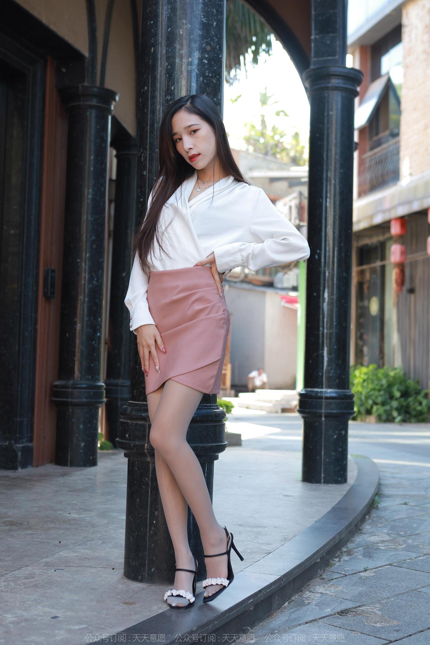 图片[58]-[IESS异思趣向] 2022.10.27 丝享家1250：美子《街角的爱人》[88P] – 速更版-美库