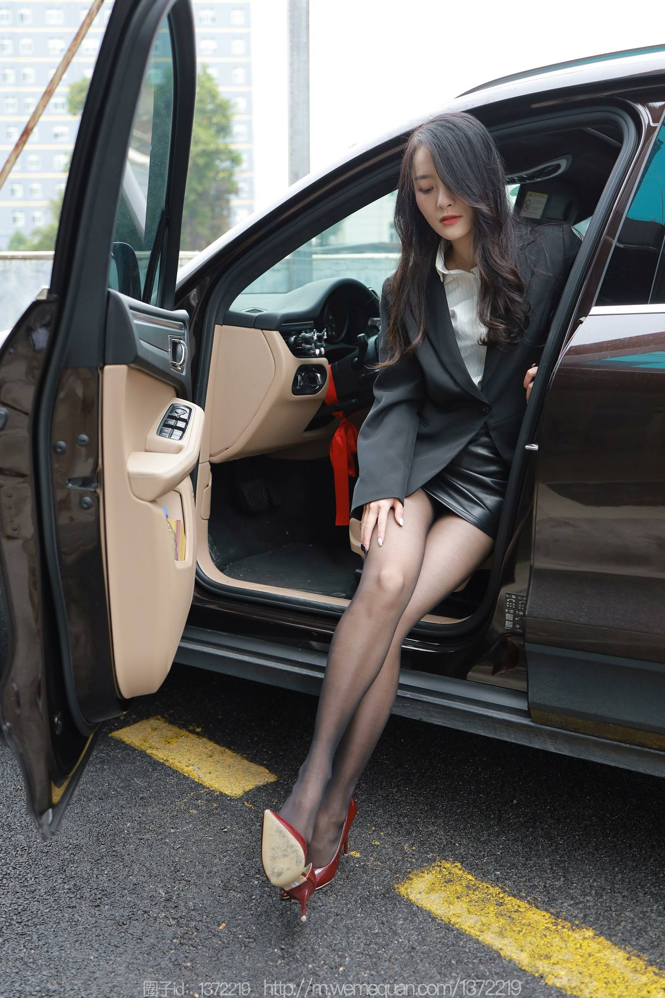 图片[74]-[IESS异思趣向] 耽丝 230115婉萍 [88P] – 速更版-美库