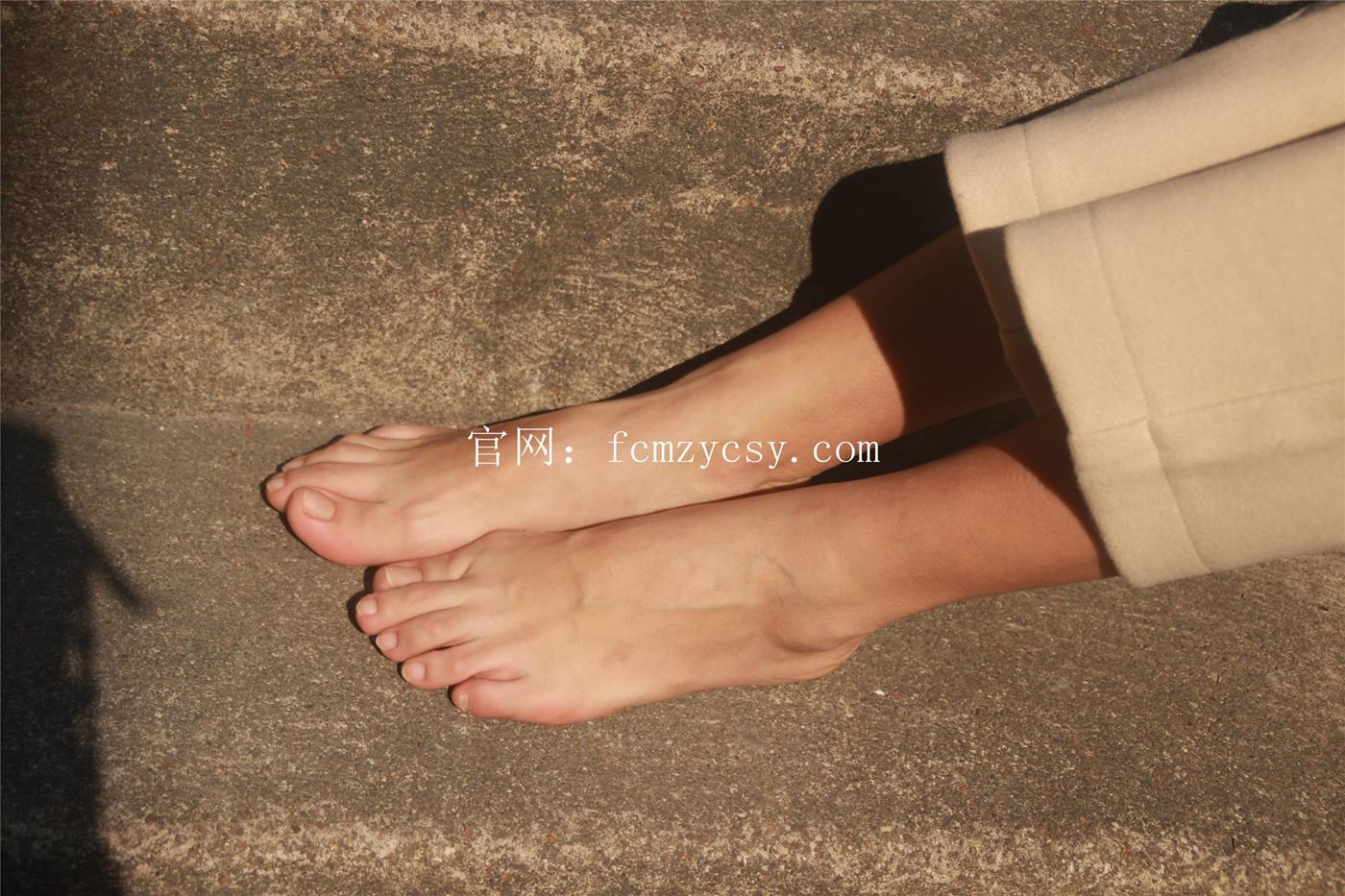 图片[32]-FCMZ原创学生足模摄影 No.018 恭恭 [216P] – 速更版-美库