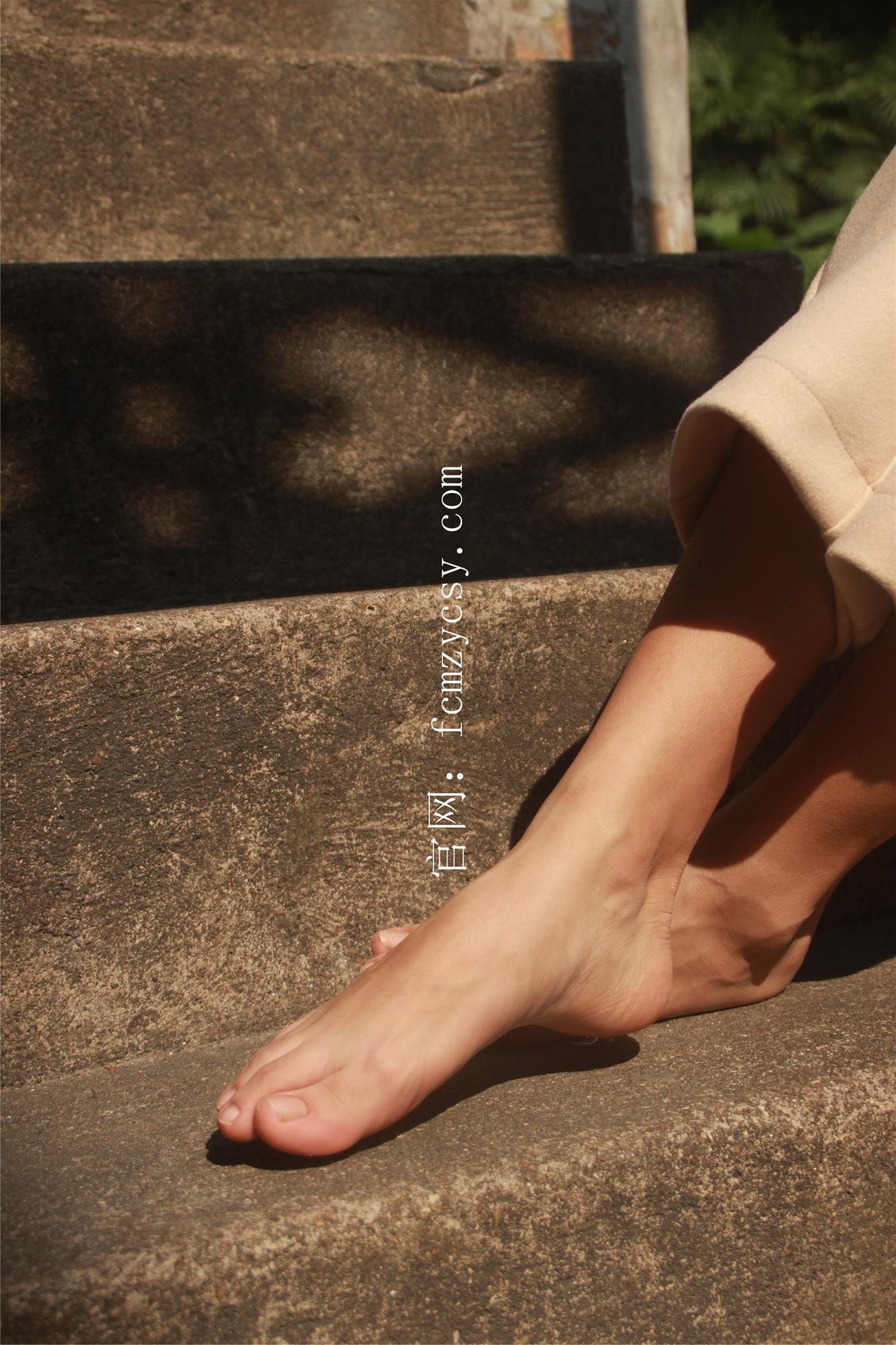 图片[33]-FCMZ原创学生足模摄影 No.018 恭恭 [216P] – 速更版-美库