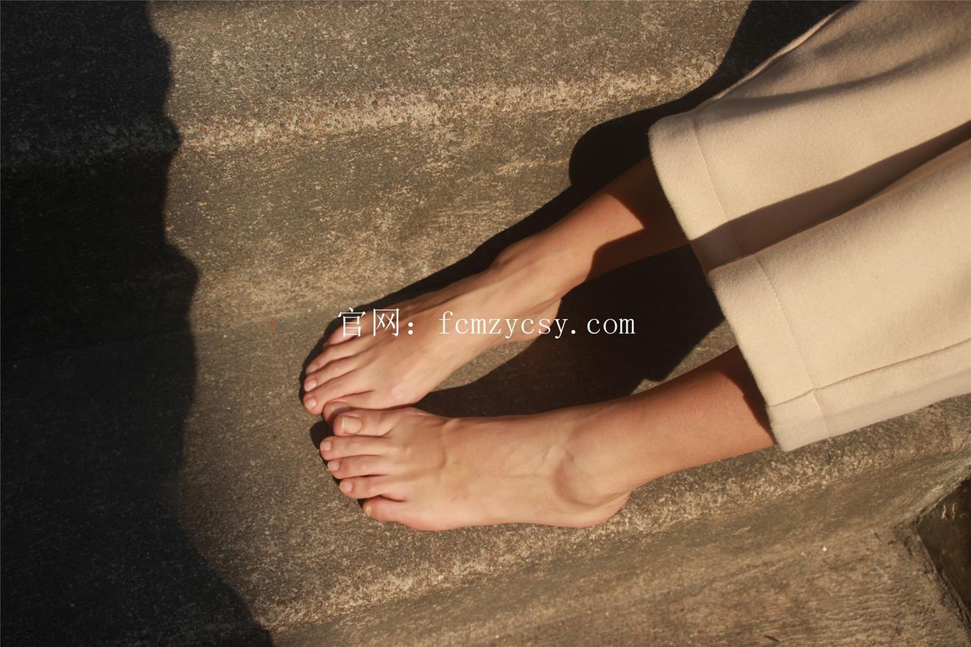 图片[34]-FCMZ原创学生足模摄影 No.018 恭恭 [216P] – 速更版-美库