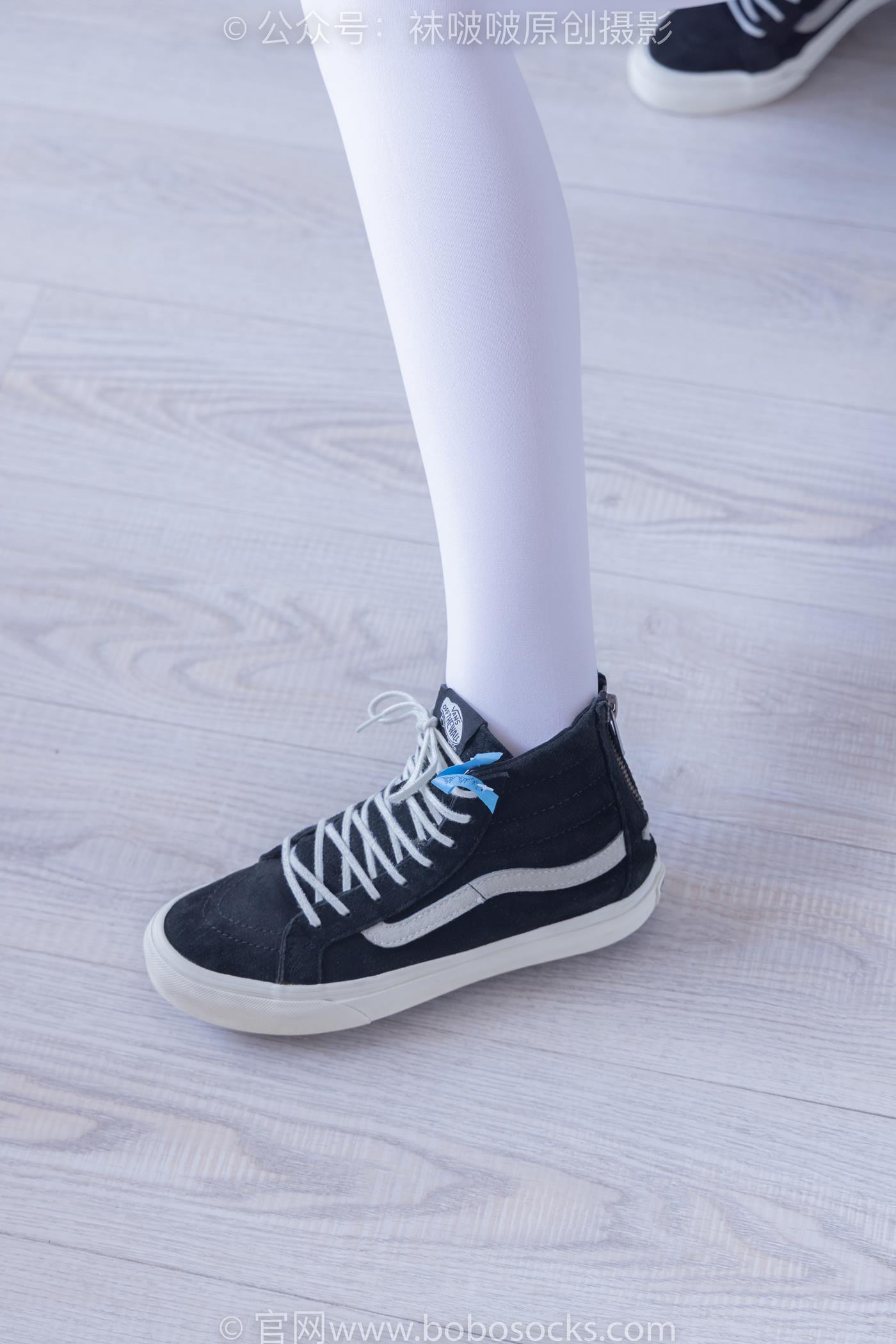 图片[26]-[BoBoSocks袜啵啵]NO.215 小甜豆-三双帆布鞋板鞋、厚白丝、黑丝[144P] – 速更版-美库