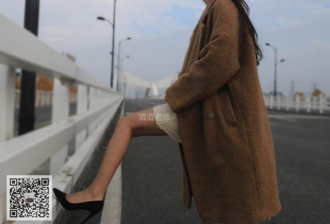 图片[15]-美腿博主@酒酒老师 公路丝拍&冬季恋歌 [45P] – 速更版-美库
