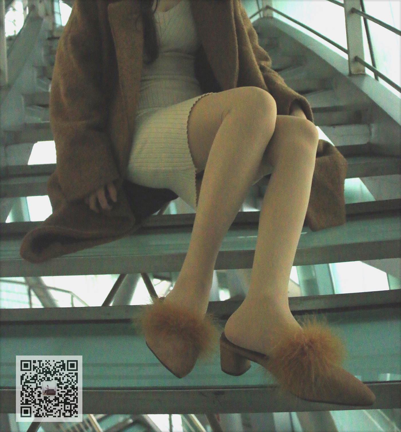 图片[37]-美腿博主@酒酒老师 公路丝拍&冬季恋歌 [45P] – 速更版-美库