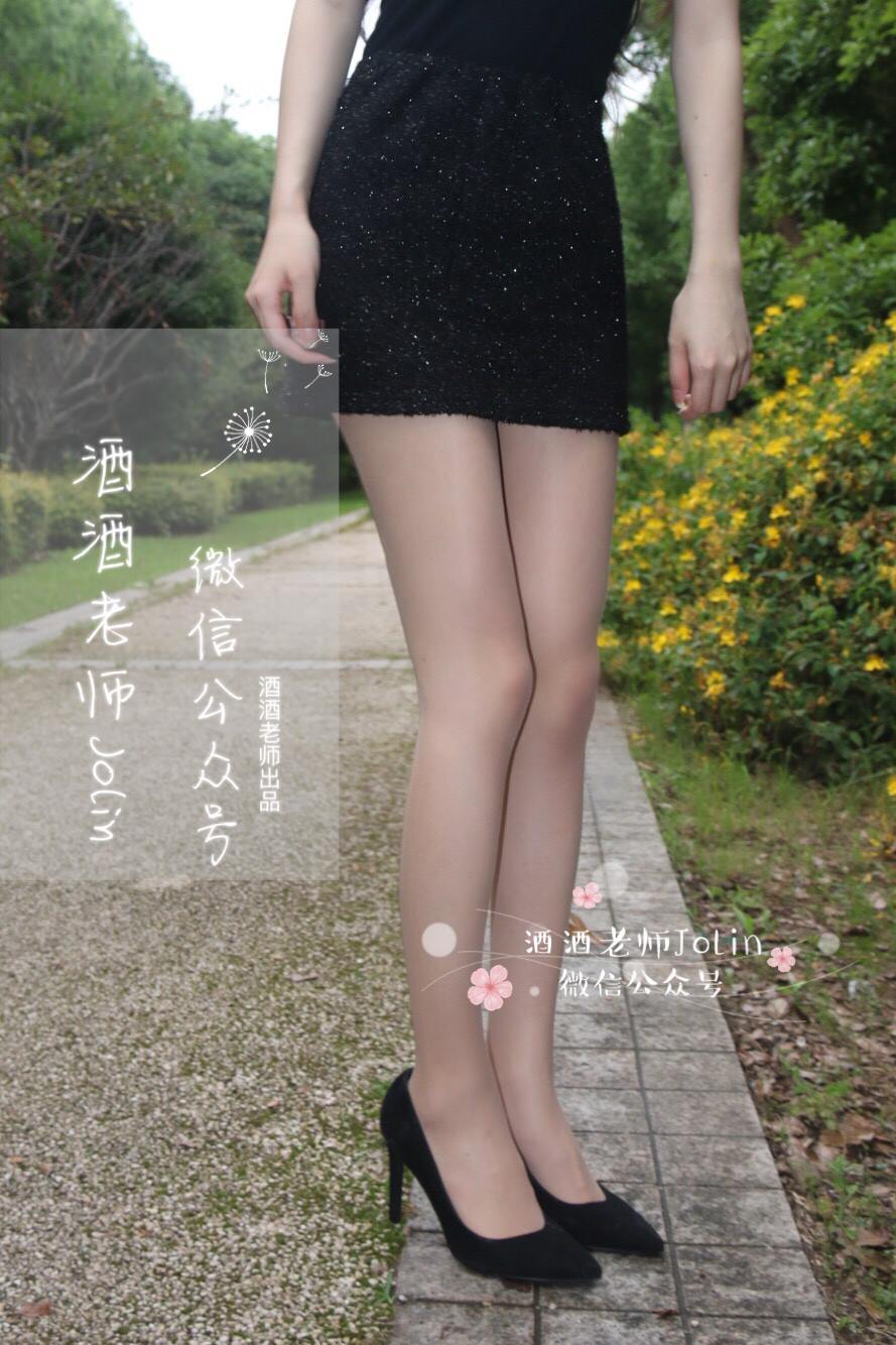 图片[53]-美腿博主@酒酒老师 公园丝袜邂逅 [51P] – 速更版-美库