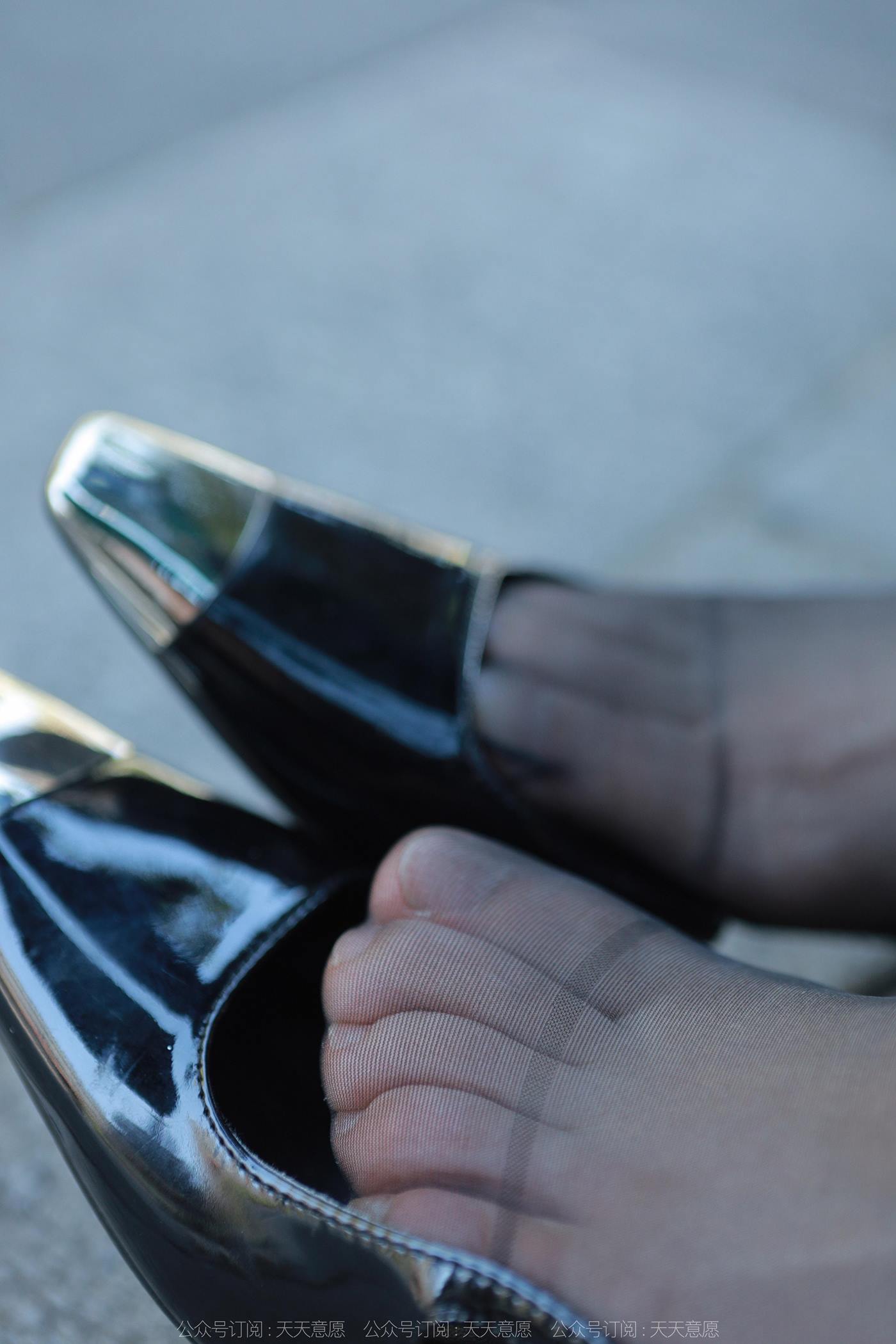 图片[13]-[IESS异思趣向] 2022.10.30 丝享家1253：小婕《红与黑的纠缠》[90P] – 速更版-美库