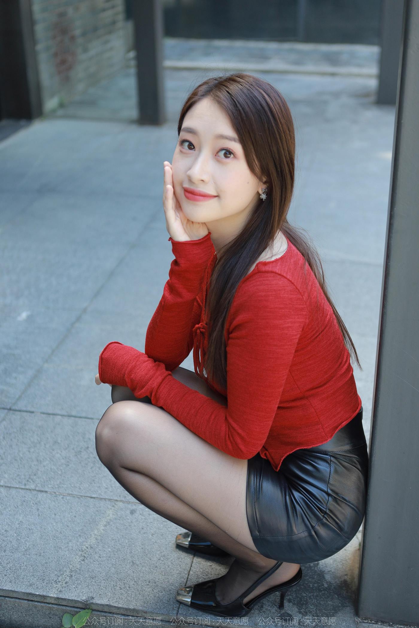 图片[50]-[IESS异思趣向] 2022.10.30 丝享家1253：小婕《红与黑的纠缠》[90P] – 速更版-美库