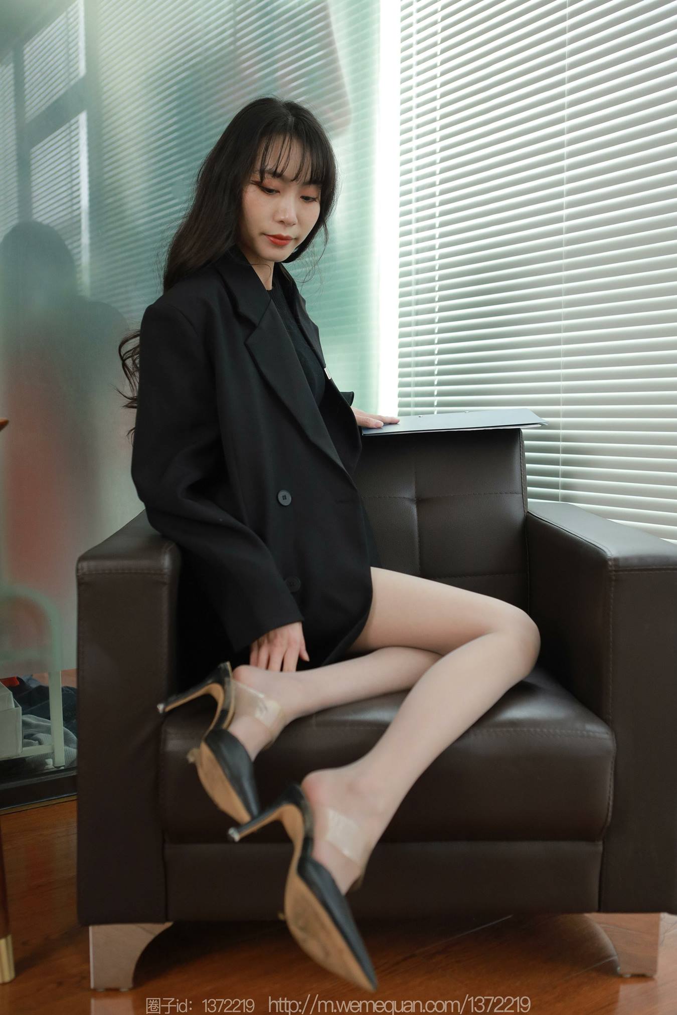 图片[46]-[IESS异思趣向] 耽丝 230116团团 [79P] – 速更版-美库