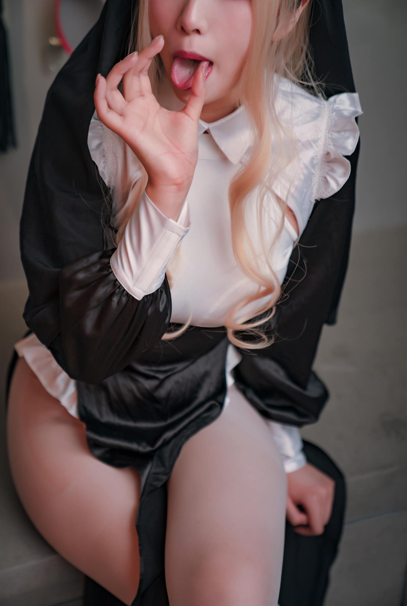 图片[15]-轩萧学姐 – 修女[29P] – 速更版-美库