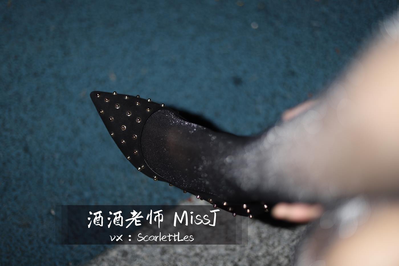 图片[19]-美腿博主@酒酒老师 《嘿丝的顶级演绎》 [52P] – 速更版-美库