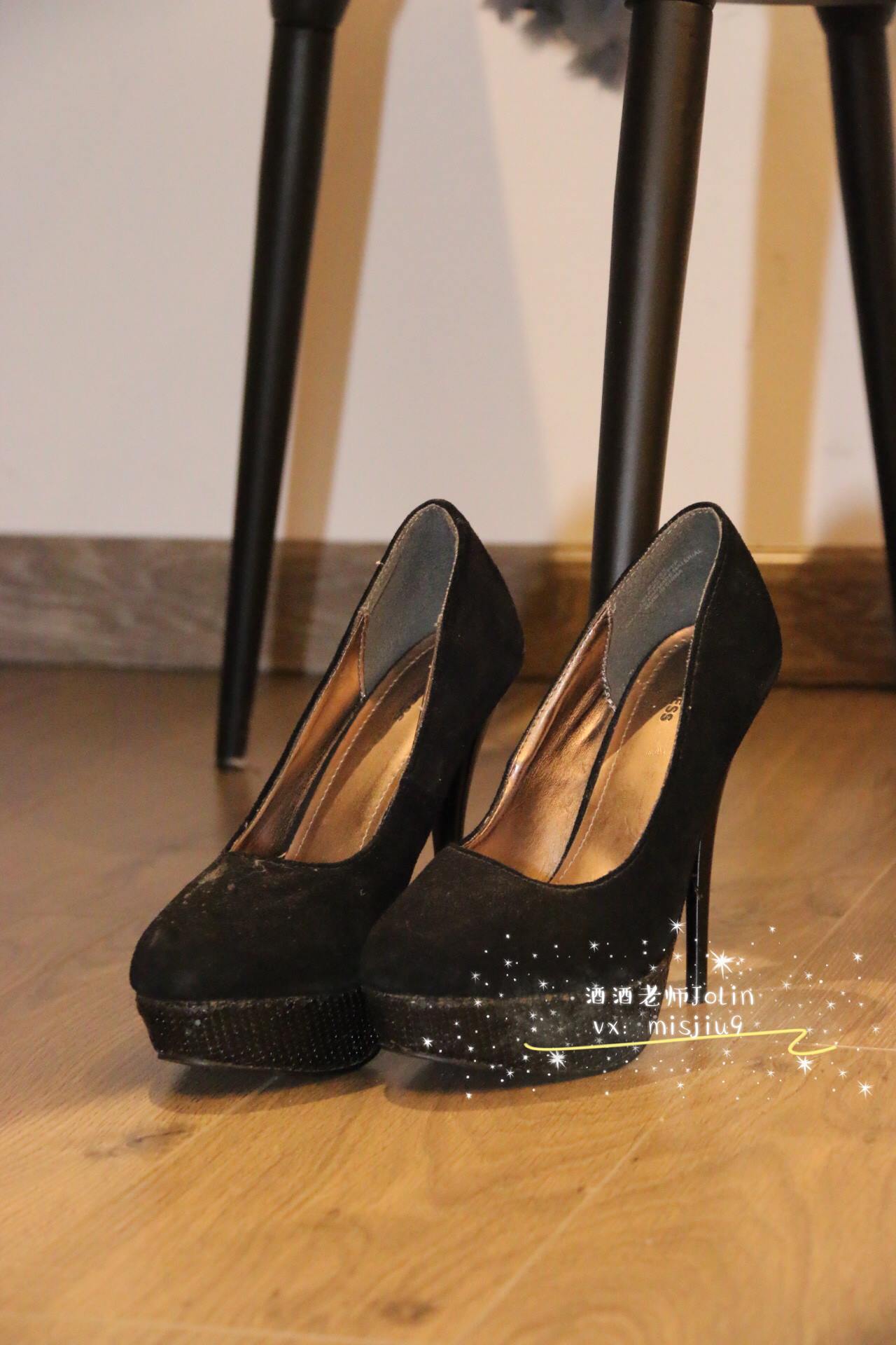 图片[58]-美腿博主@酒酒老师 《嘿丝教师初尝厚底高跟》 [66P] – 速更版-美库