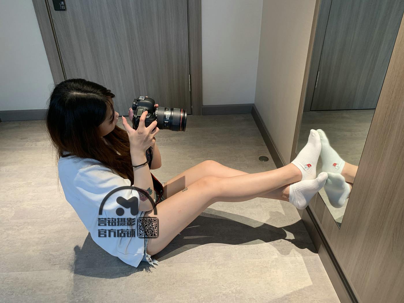 图片[14]-[誉铭传媒]袜足摄影 2020年《09月 幕后作品》[15P] – 速更版-美库