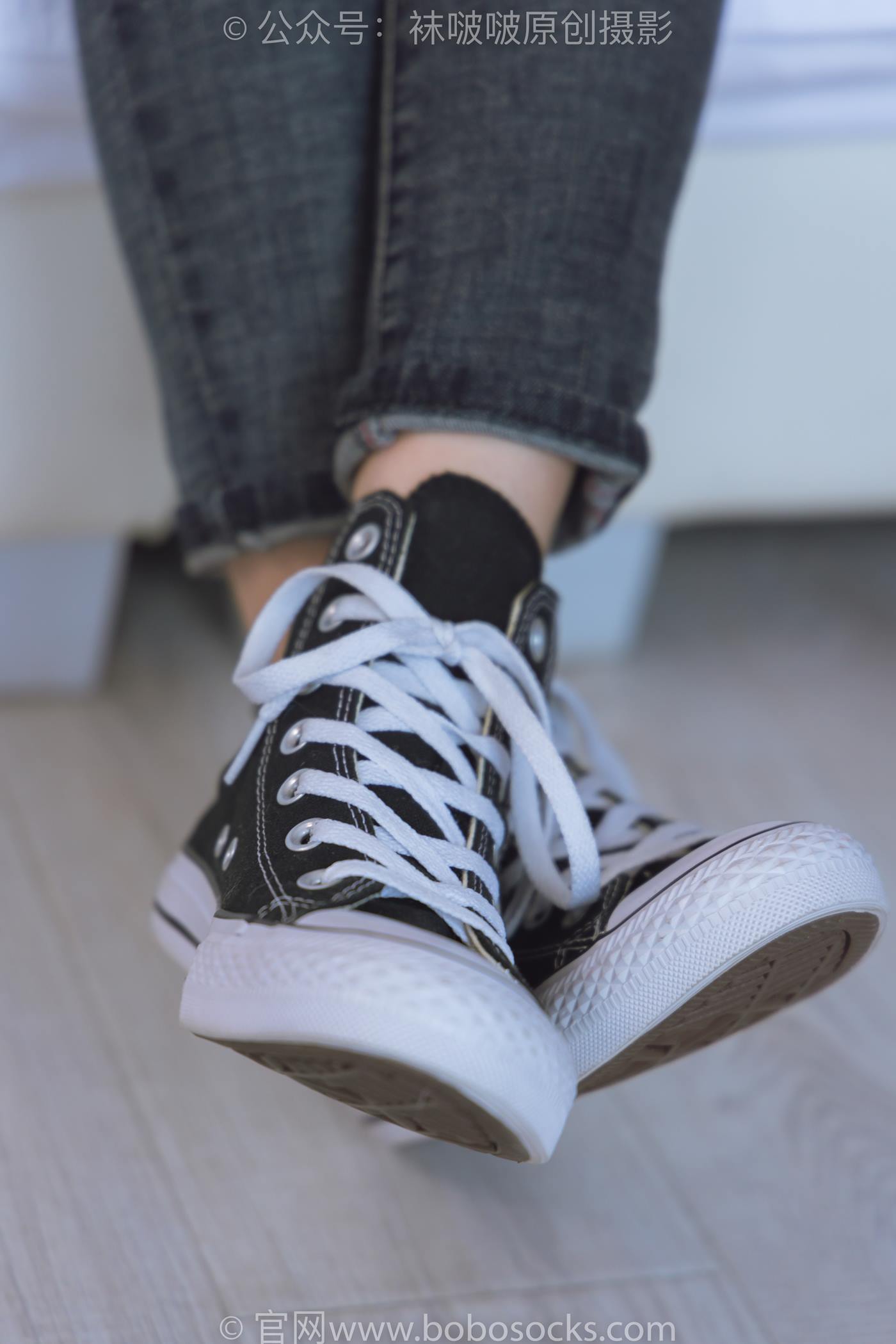 图片[51]-[BoBoSocks袜啵啵]NO.220 小沫-两双板鞋、短肉丝、裸足[140P] – 速更版-美库