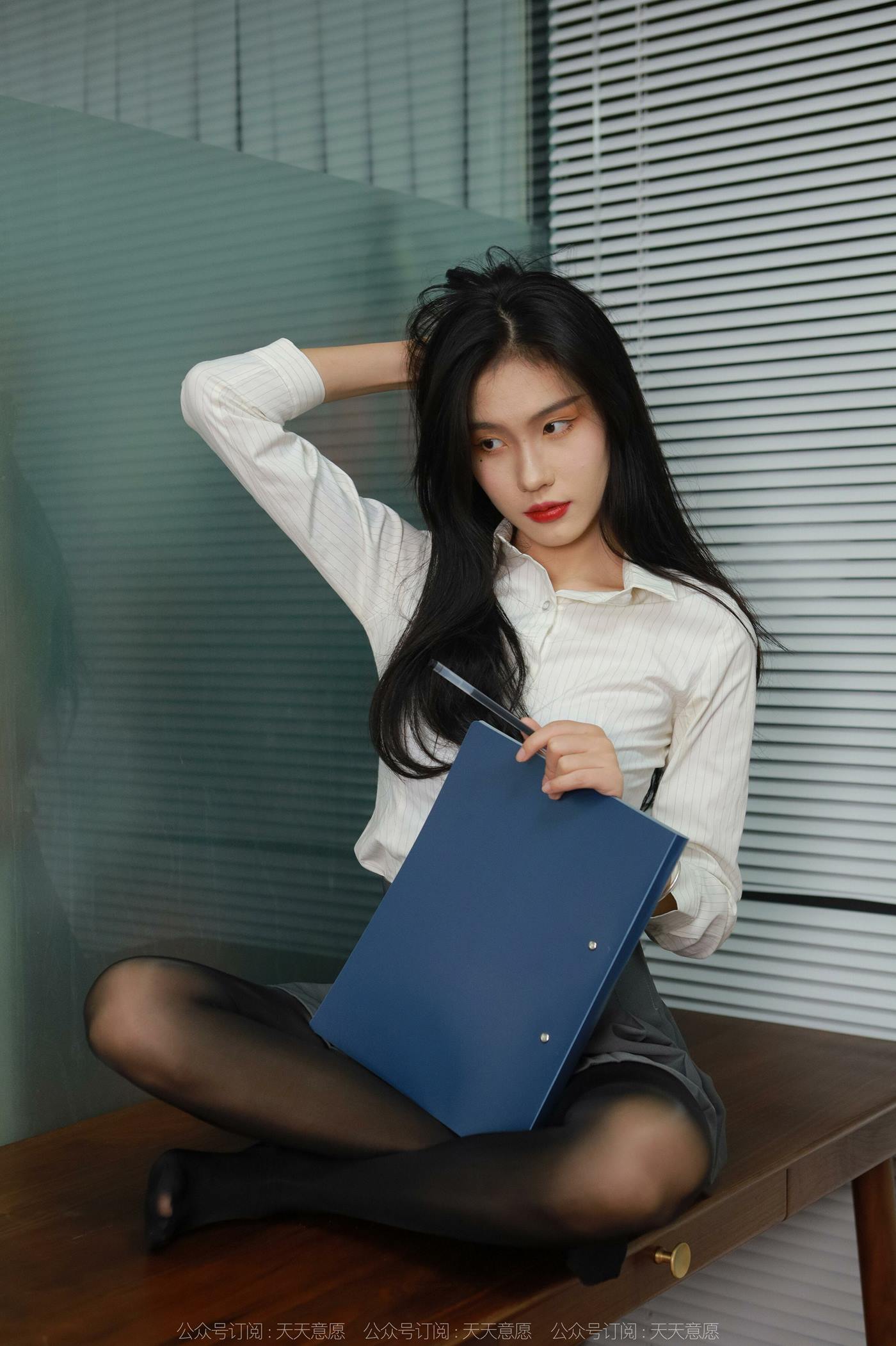 图片[87]-[IESS异思趣向] 2022.11.04 丝享家1258：胆胆《红色高跟鞋》[95P] – 速更版-美库