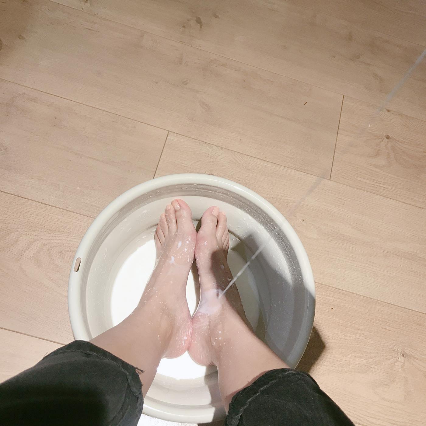 图片[27]-网紅Coser@安乔乔儿(Nia乔乔) 牛奶洗脚[102P] – 速更版-美库