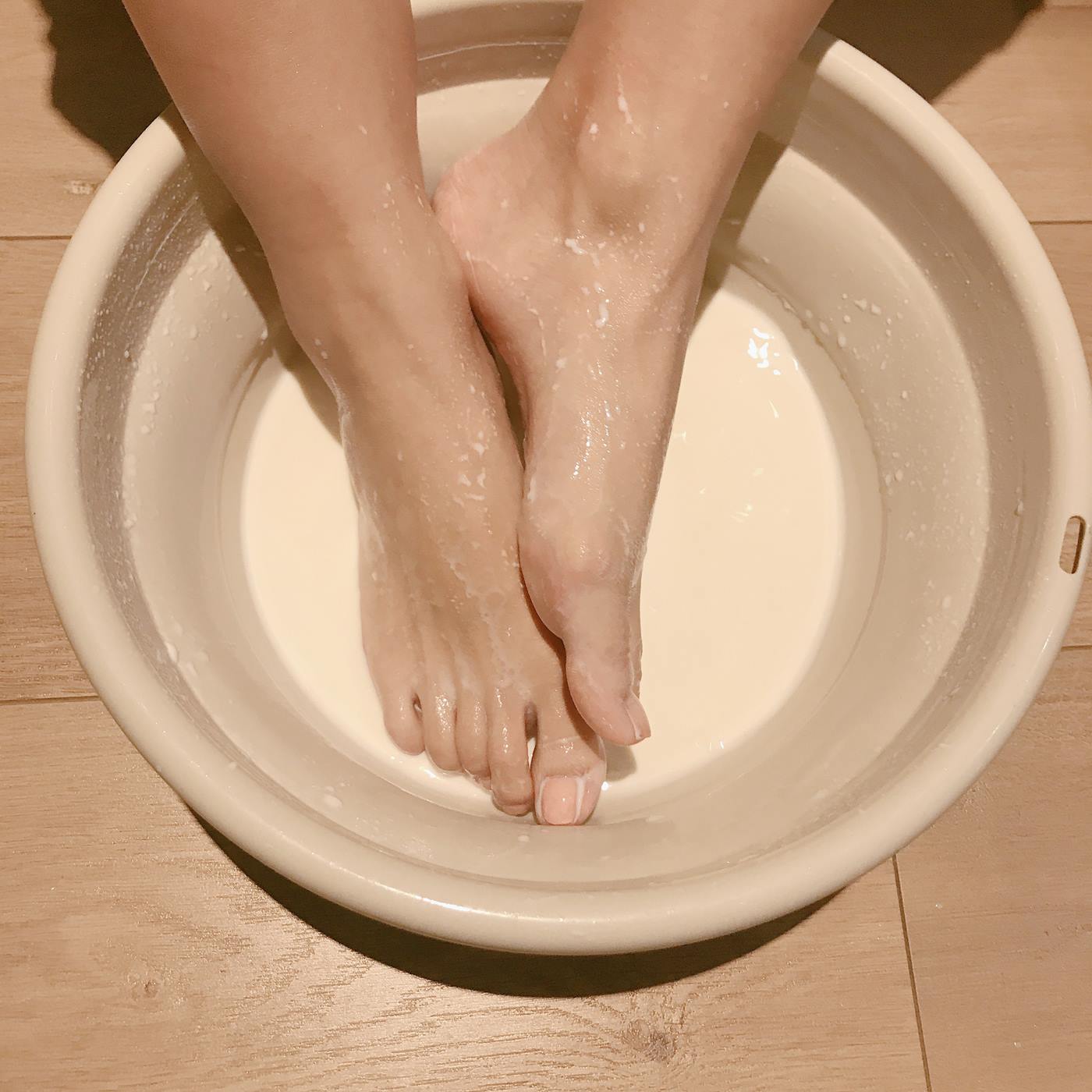 图片[48]-网紅Coser@安乔乔儿(Nia乔乔) 牛奶洗脚[102P] – 速更版-美库