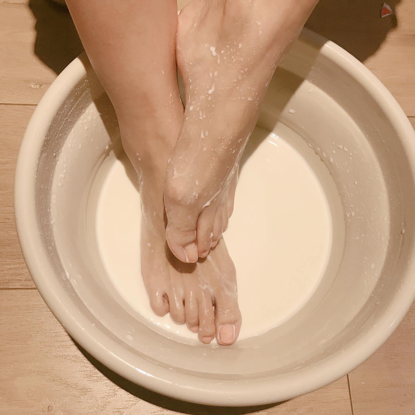 图片[49]-网紅Coser@安乔乔儿(Nia乔乔) 牛奶洗脚[102P] – 速更版-美库