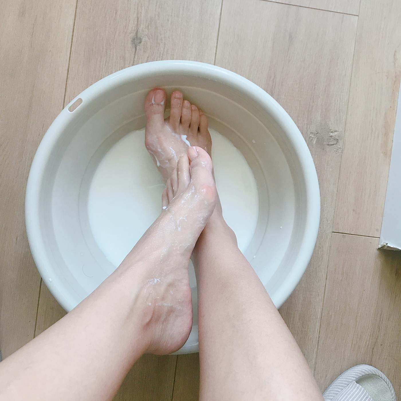 图片[60]-网紅Coser@安乔乔儿(Nia乔乔) 牛奶洗脚[102P] – 速更版-美库