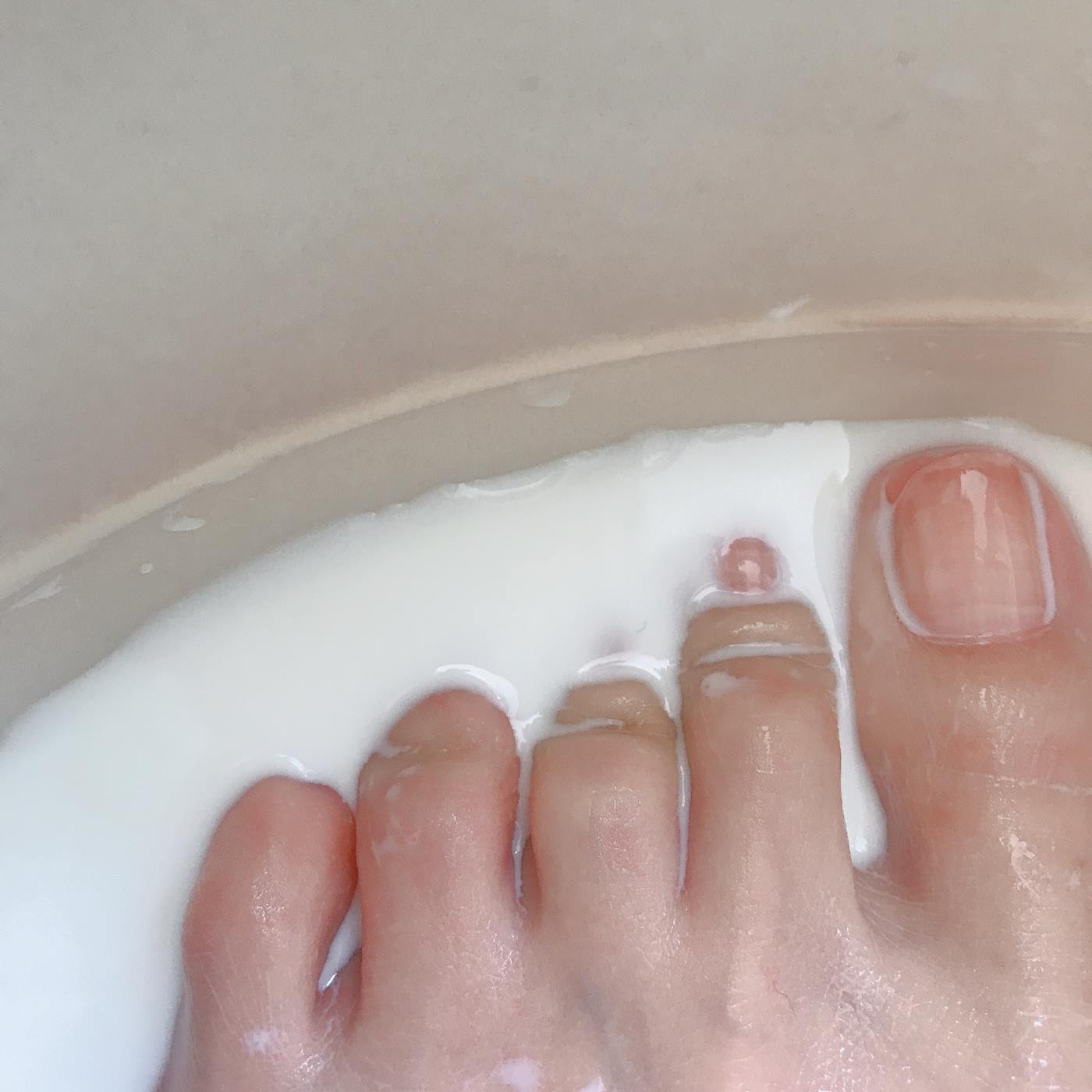 图片[87]-网紅Coser@安乔乔儿(Nia乔乔) 牛奶洗脚[102P] – 速更版-美库