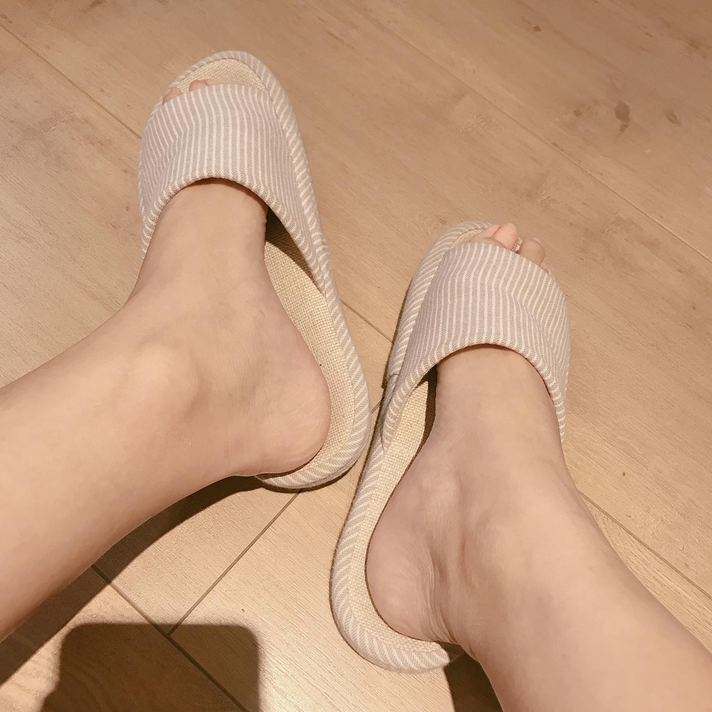 图片[102]-网紅Coser@安乔乔儿(Nia乔乔) 牛奶洗脚[102P] – 速更版-美库