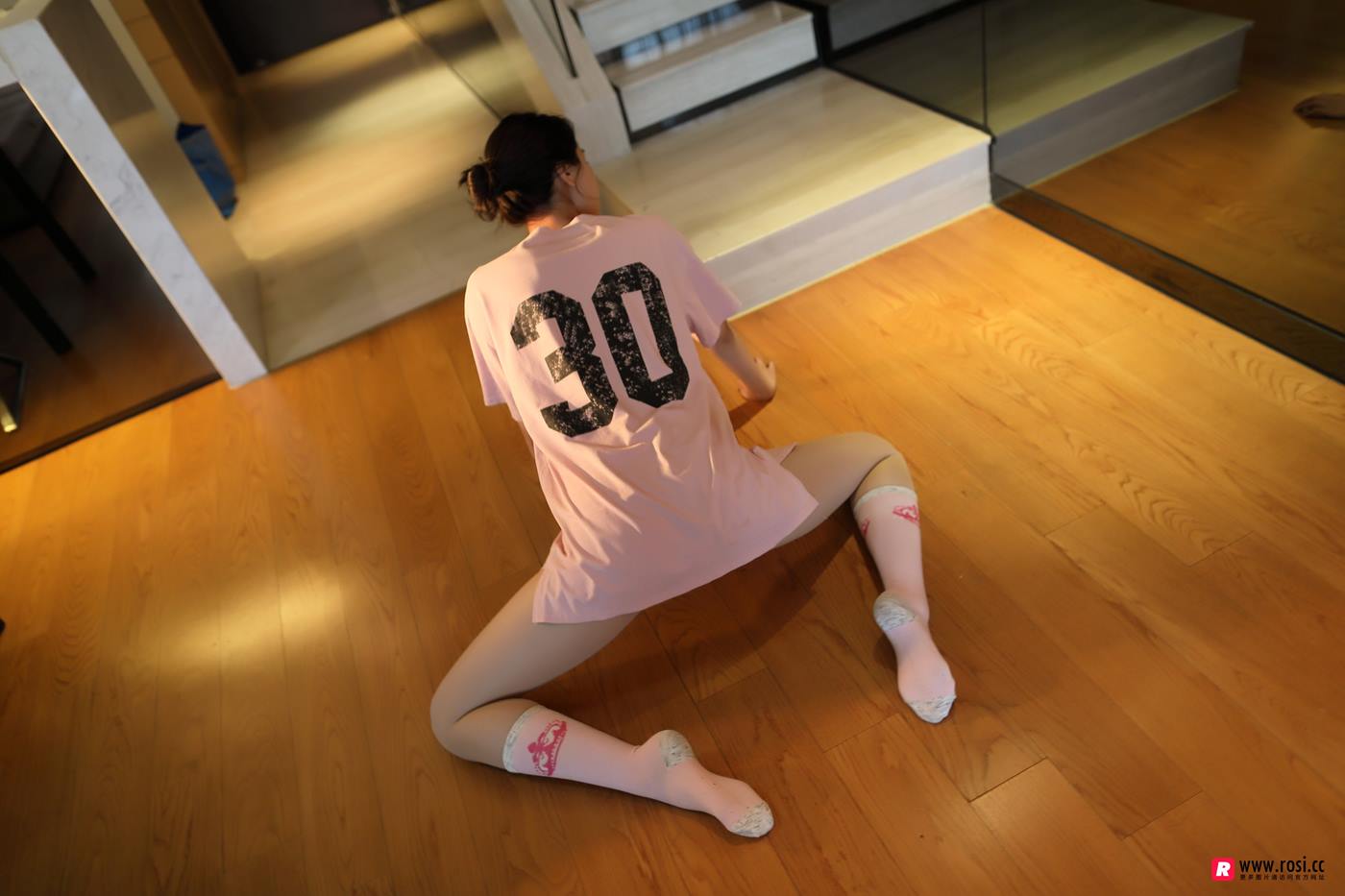 图片[16]-[ROSI写真] 艺学妹系列 2018.10.06 NO.0025 [16P] – 速更版-美库