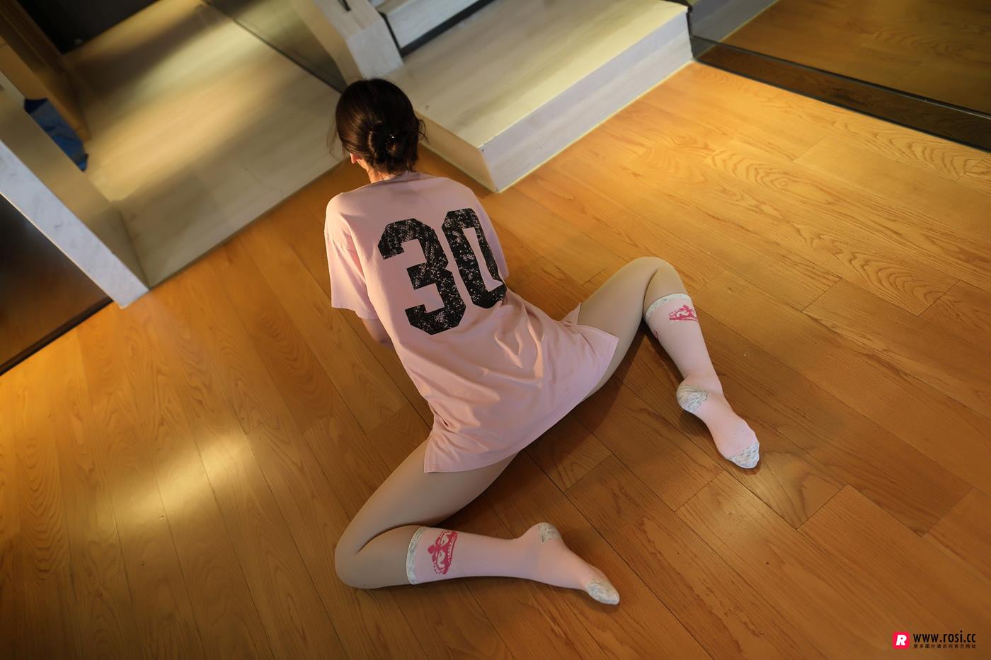 图片[17]-[ROSI写真] 艺学妹系列 2018.10.06 NO.0025 [16P] – 速更版-美库