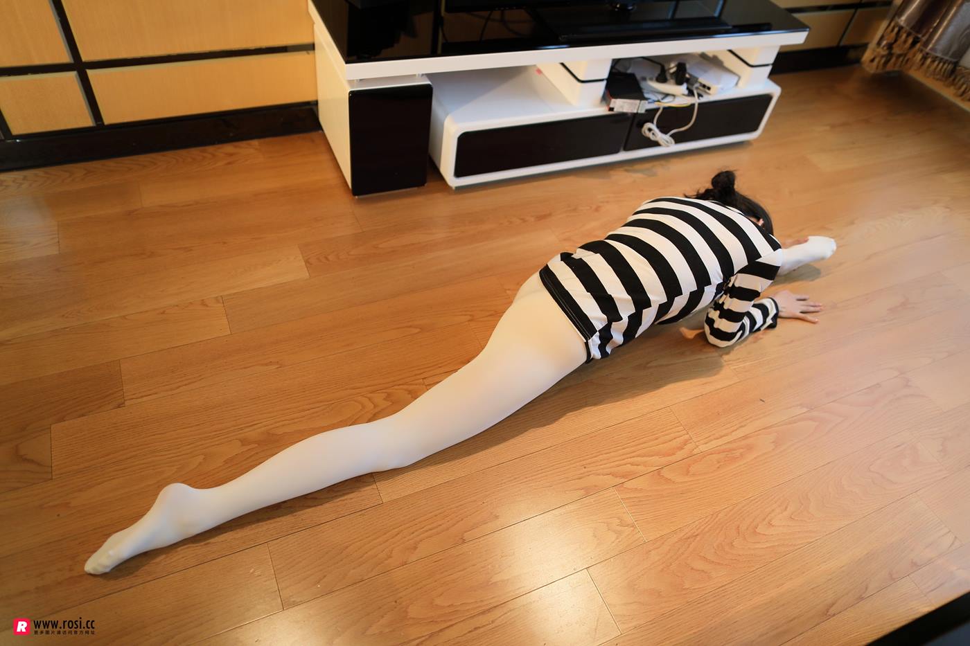 图片[19]-[ROSI写真] 艺学妹系列 2018.12.25 NO.0032 [18P] – 速更版-美库