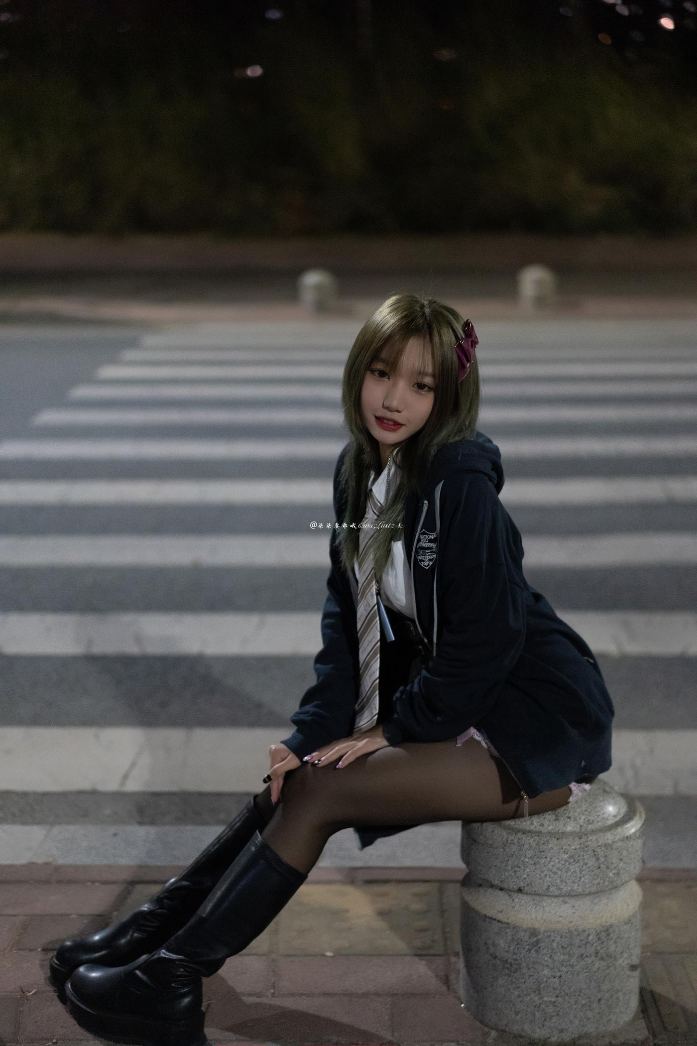 图片[14]-柒柒要乖哦 – 车内1[18P] – 速更版-美库